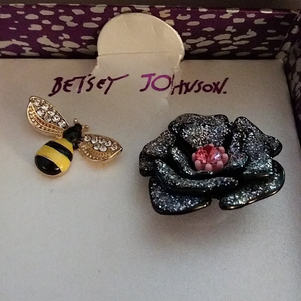 Betsey Johnson mismatched earrings final $